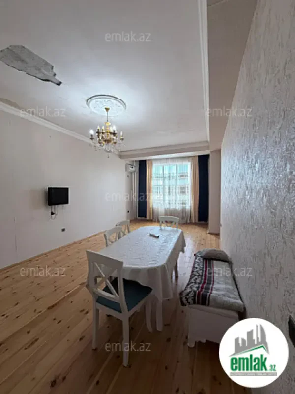 Satılır 2 otaqlı yeni tikili 93 m²