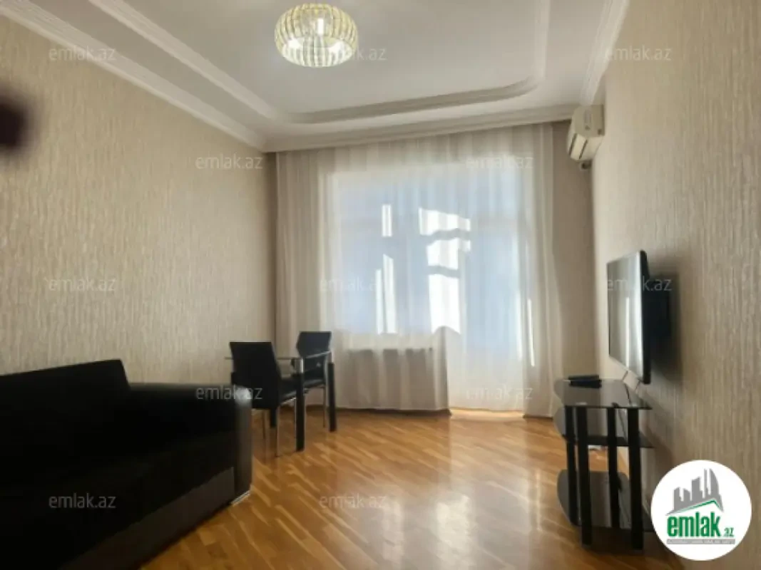 Satılır 2 otaqlı yeni tikili 60 m²