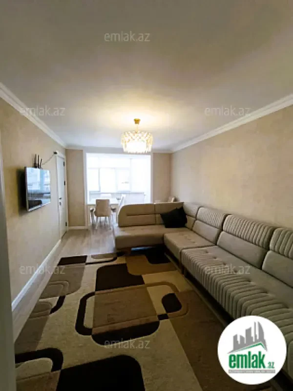 Satılır 3 otaqlı köhnə tikili 80 m²