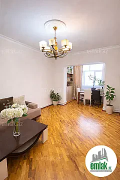 Satılır 3 otaqlı köhnə tikili 80 m² — Bakı 3 otaq 80.00 m²