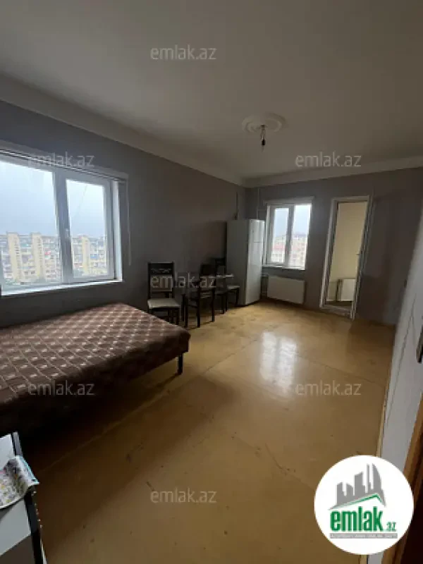 Satılır 2 otaqlı köhnə tikili 65 m²