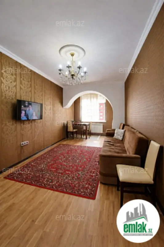 Satılır 3 otaqlı yeni tikili 80 m²