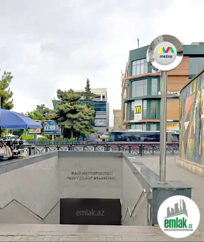 Satılır 3 otaqlı köhnə tikili 80 m²