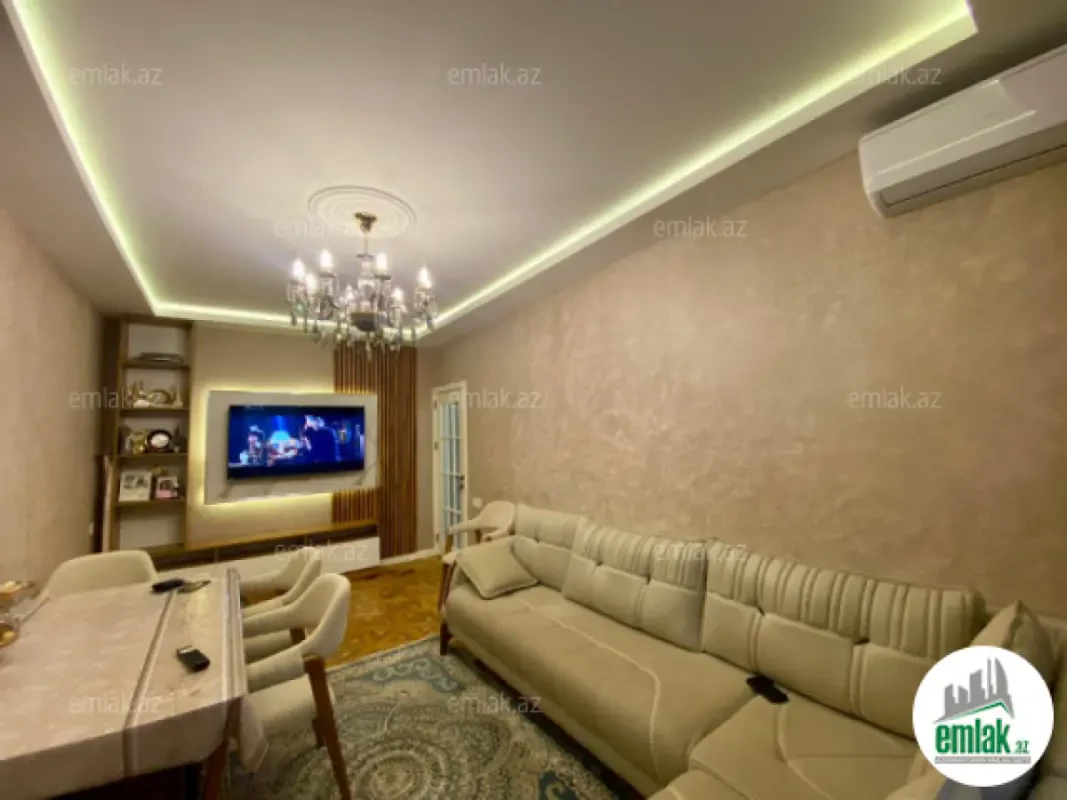 Satılır 2 otaqlı köhnə tikili 60 m²