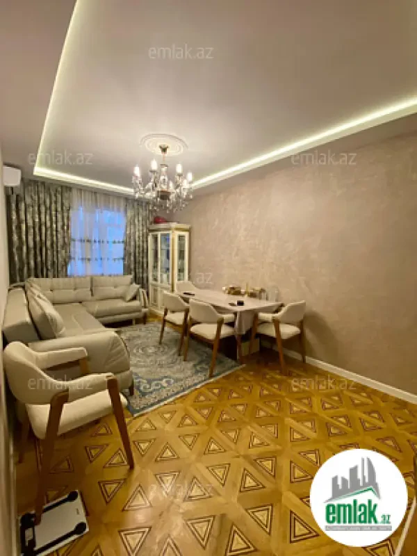 Satılır 2 otaqlı köhnə tikili 70 m²
