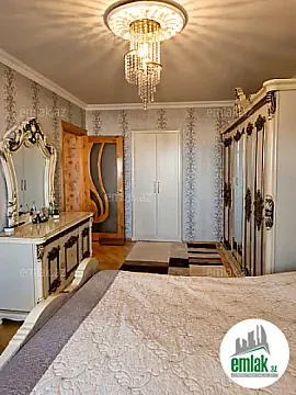 Satılır 3 otaqlı köhnə tikili 63 m² — Bakı 3 otaq 63.00 m²