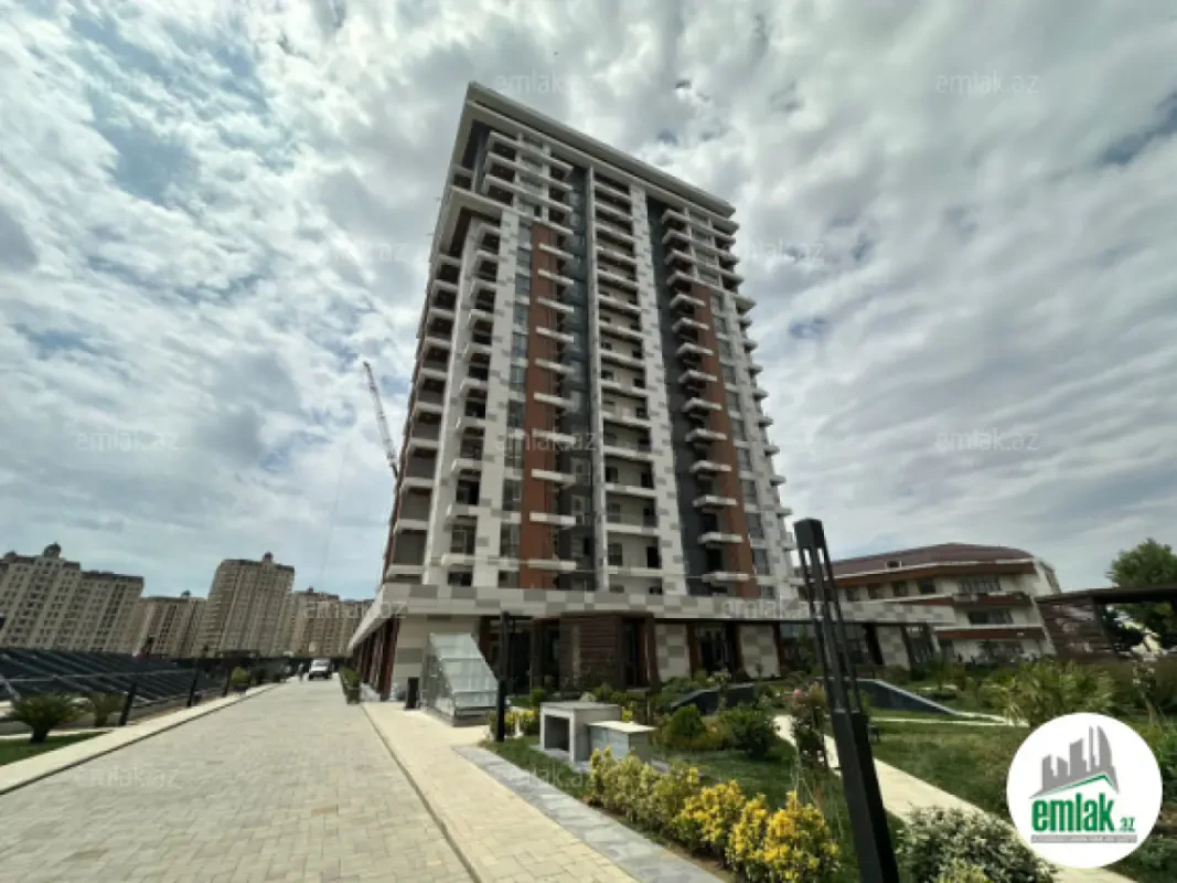 Satılır 3 otaqlı yeni tikili 100 m²