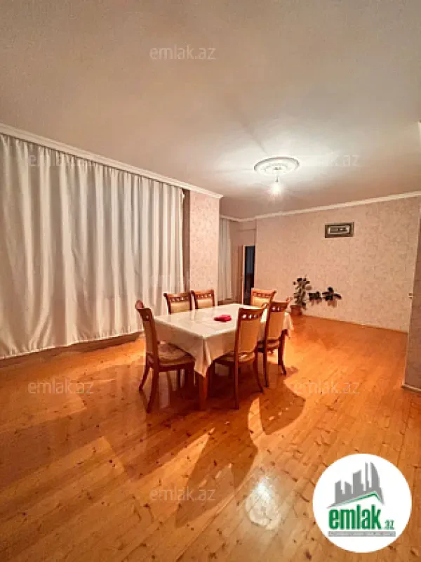 Satılır 5 otaqlı yeni tikili 135 m²