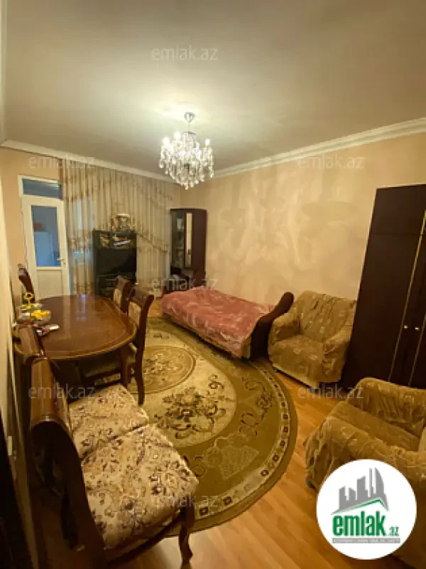 Satılır 3 otaqlı köhnə tikili 60 m²