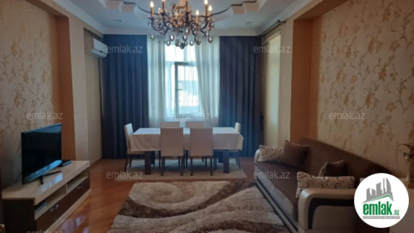 Satılır 3 otaqlı yeni tikili 125 m²