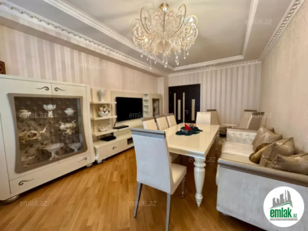 Satılır 3 otaqlı yeni tikili 120 m²