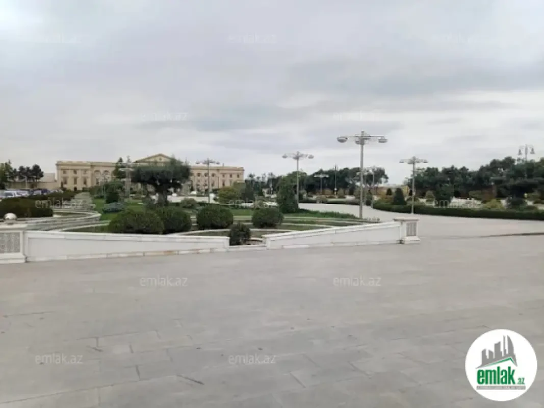 Satılır 2 otaqlı köhnə tikili 50 m²