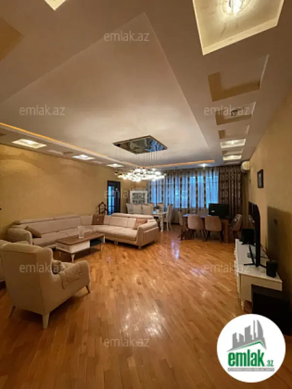Satılır 4 otaqlı yeni tikili 196 m²
