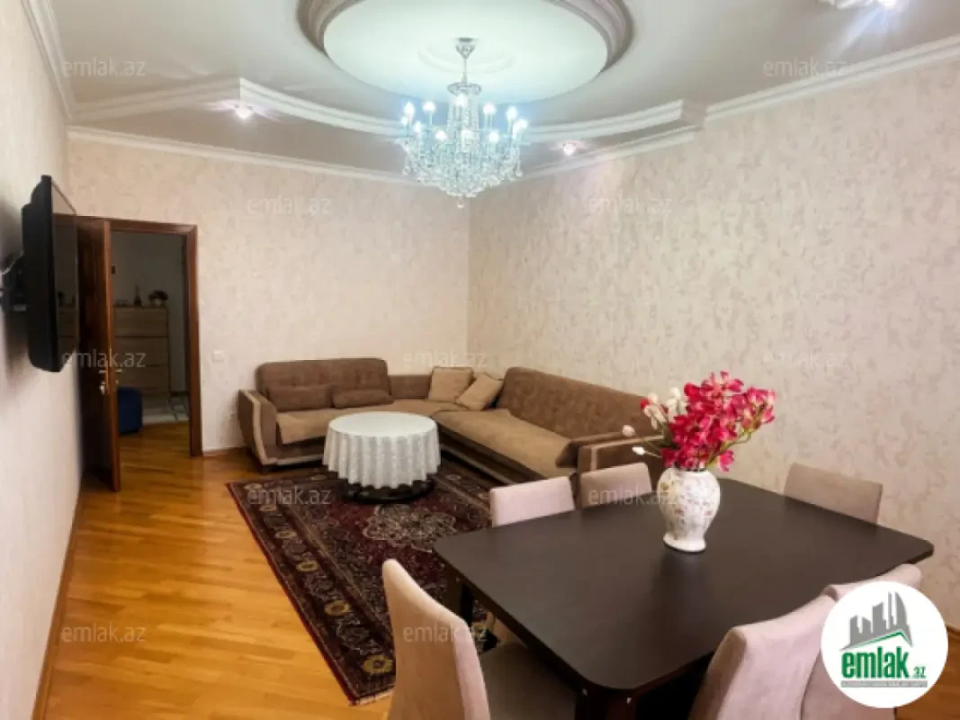 Satılır 3 otaqlı yeni tikili 122 m²