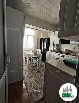 Satılır 4 otaqlı köhnə tikili 100 m² — Bakı 4 otaq 100.00 m²
