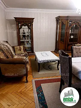 Satılır 4 otaqlı köhnə tikili 86 m² — Bakı 4 otaq 86.00 m²