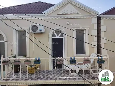 Satılır 4 otaqlı həyət evi 100 m² — Bakı 4 otaq 100.00 m²