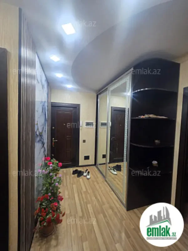 Satılır 3 otaqlı köhnə tikili 85 m²