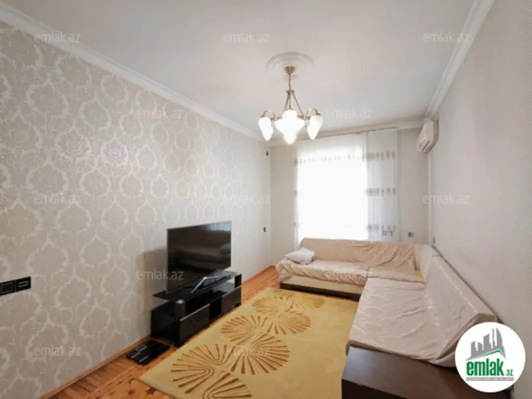 Satılır 3 otaqlı köhnə tikili 90 m²
