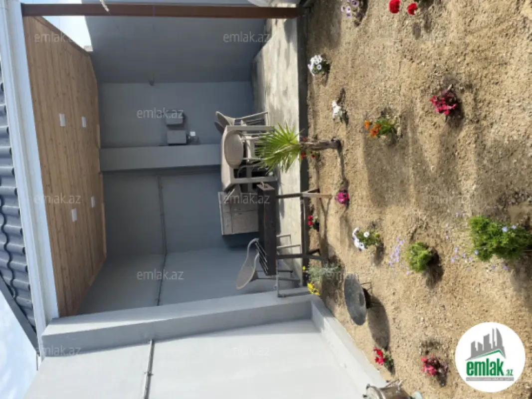 Satılır 3 otaqlı həyət evi 200 m²