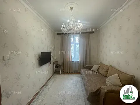Satılır 2 otaqlı köhnə tikili 60 m² — Bakı 2 otaq 60.00 m²