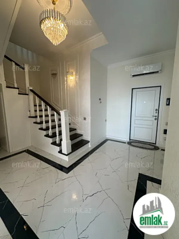 Satılır 3 otaqlı yeni tikili 105 m²
