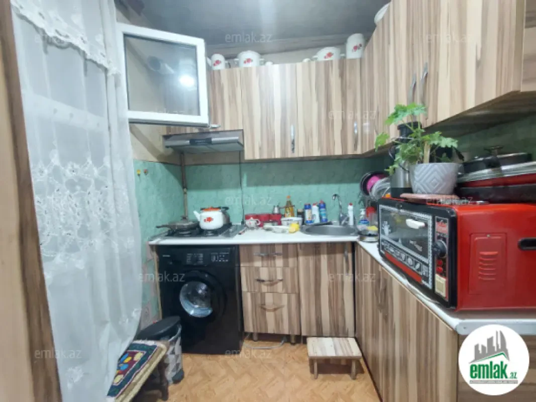 Satılır 2 otaqlı köhnə tikili 40 m²