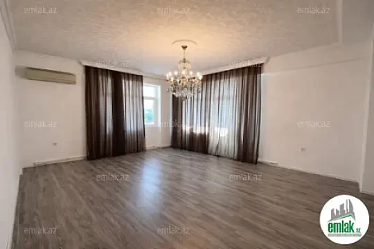 Satılır 4 otaqlı yeni tikili 136 m² — Bakı 4 otaq 136.00 m²
