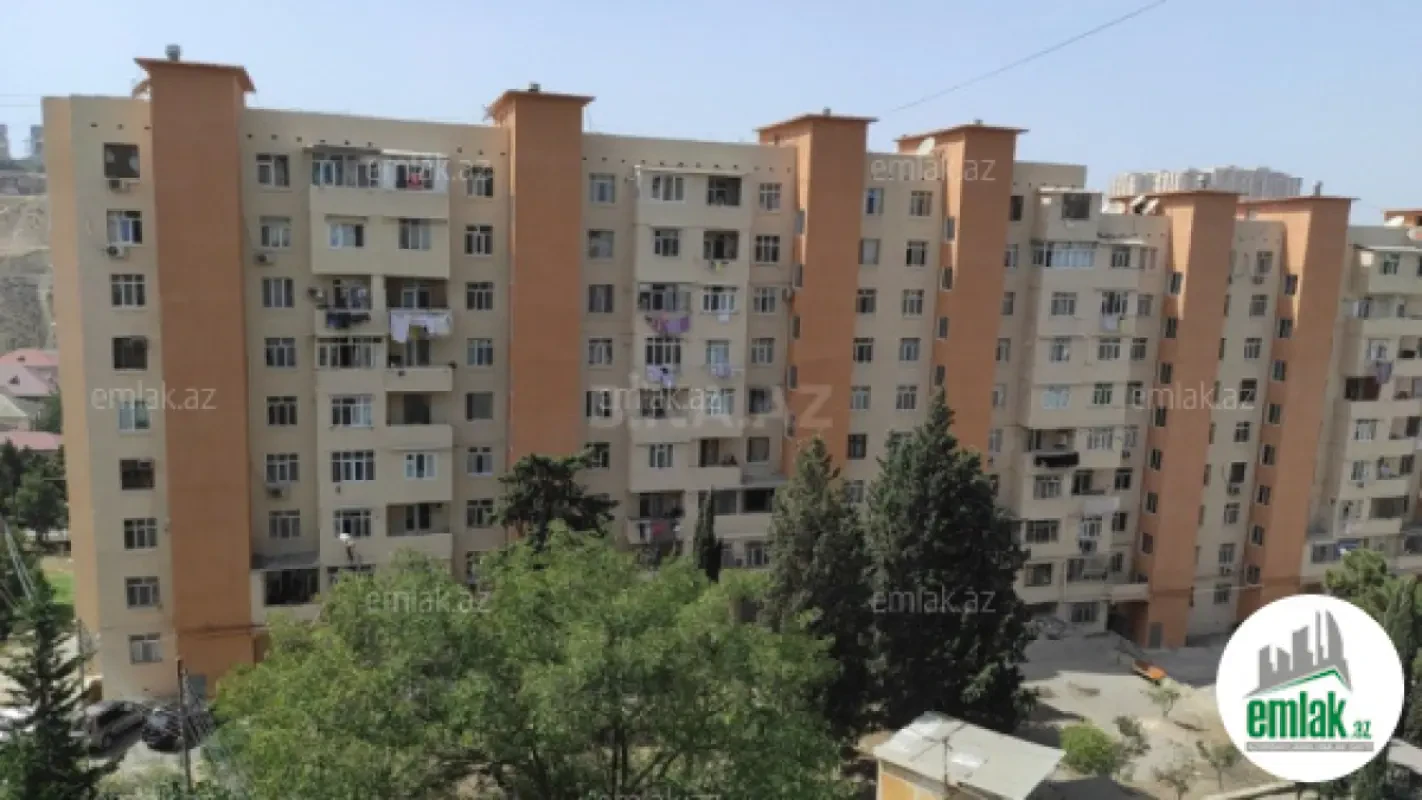 Satılır 3 otaqlı köhnə tikili 70 m²