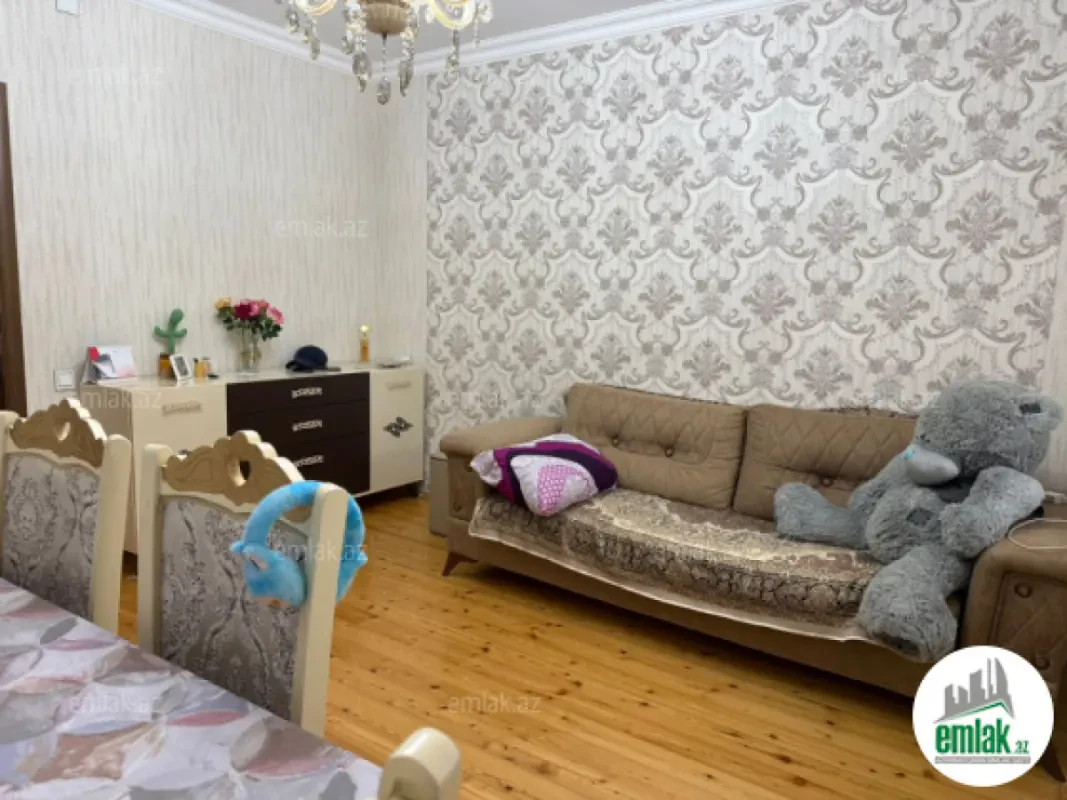 Satılır 3 otaqlı köhnə tikili 70 m²