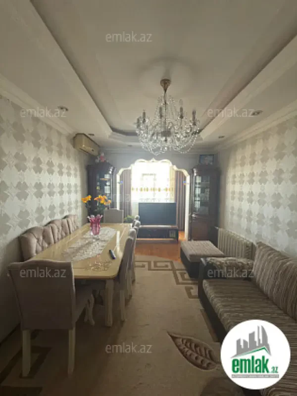 Satılır 3 otaqlı köhnə tikili 90 m²