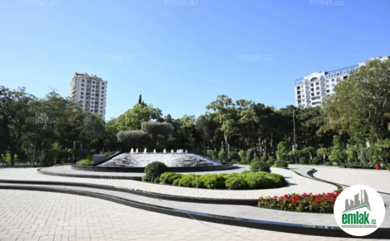 Satılır 3 otaqlı köhnə tikili 100 m²