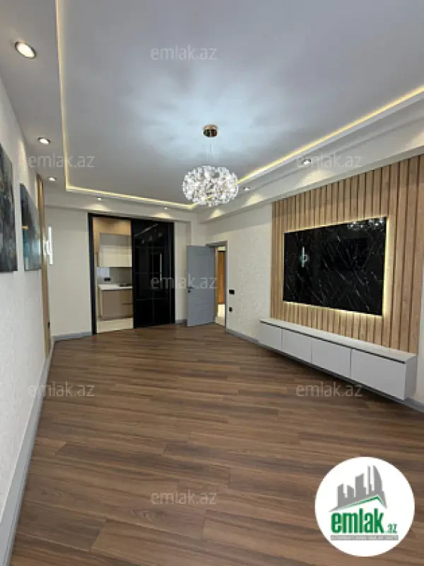 Satılır 3 otaqlı yeni tikili 80 m²