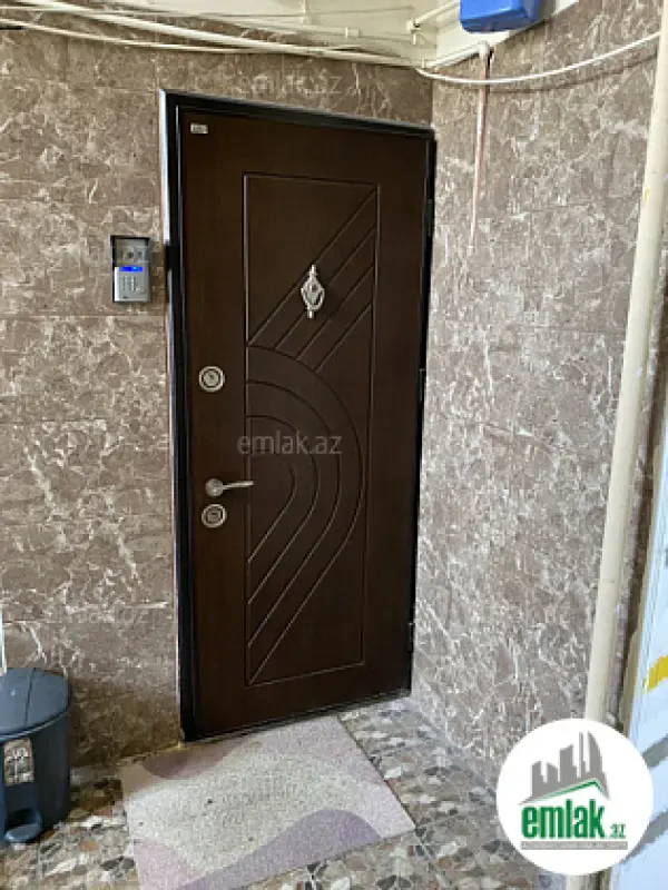 Satılır 3 otaqlı köhnə tikili 75 m²