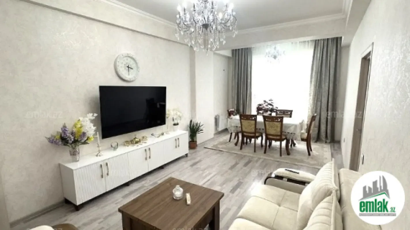 Satılır 3 otaqlı yeni tikili 130 m²