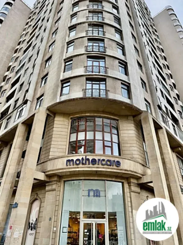 Satılır 4 otaqlı yeni tikili 231 m²