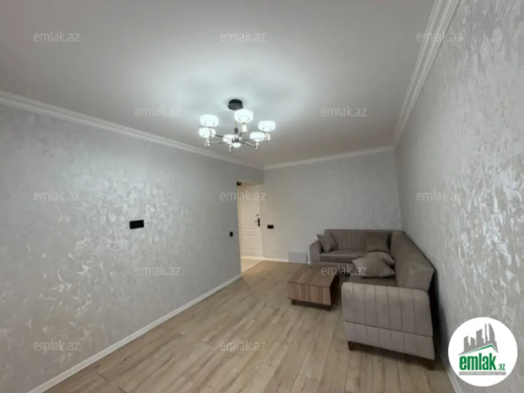 Satılır 2 otaqlı köhnə tikili 35 m²
