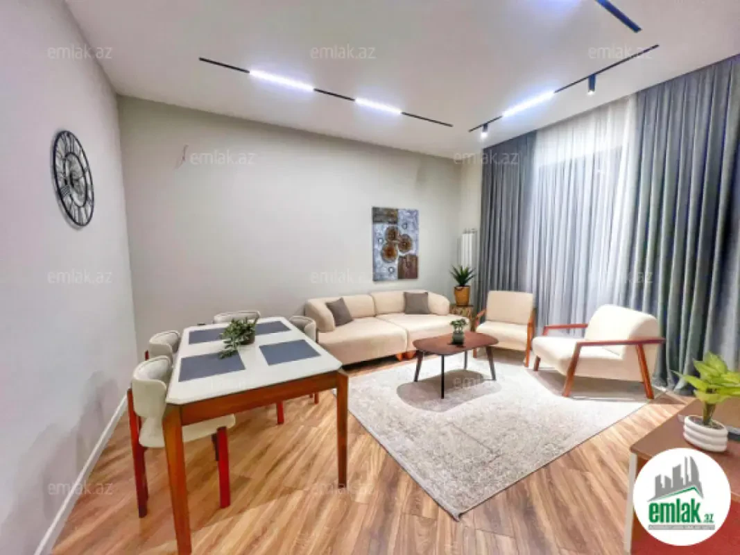 Satılır 5 otaqlı həyət evi 180 m²