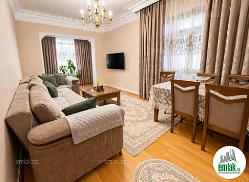 Satılır 4 otaqlı köhnə tikili 120 m² — Bakı 4 otaq 120.00 m²