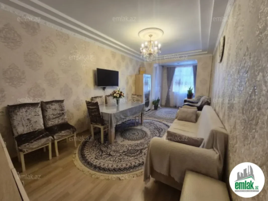 Satılır 3 otaqlı köhnə tikili 72 m²