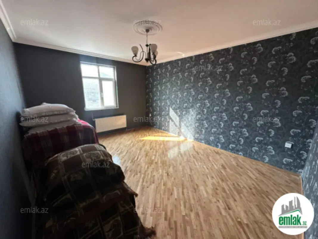 Satılır 3 otaqlı həyət evi 121 m²