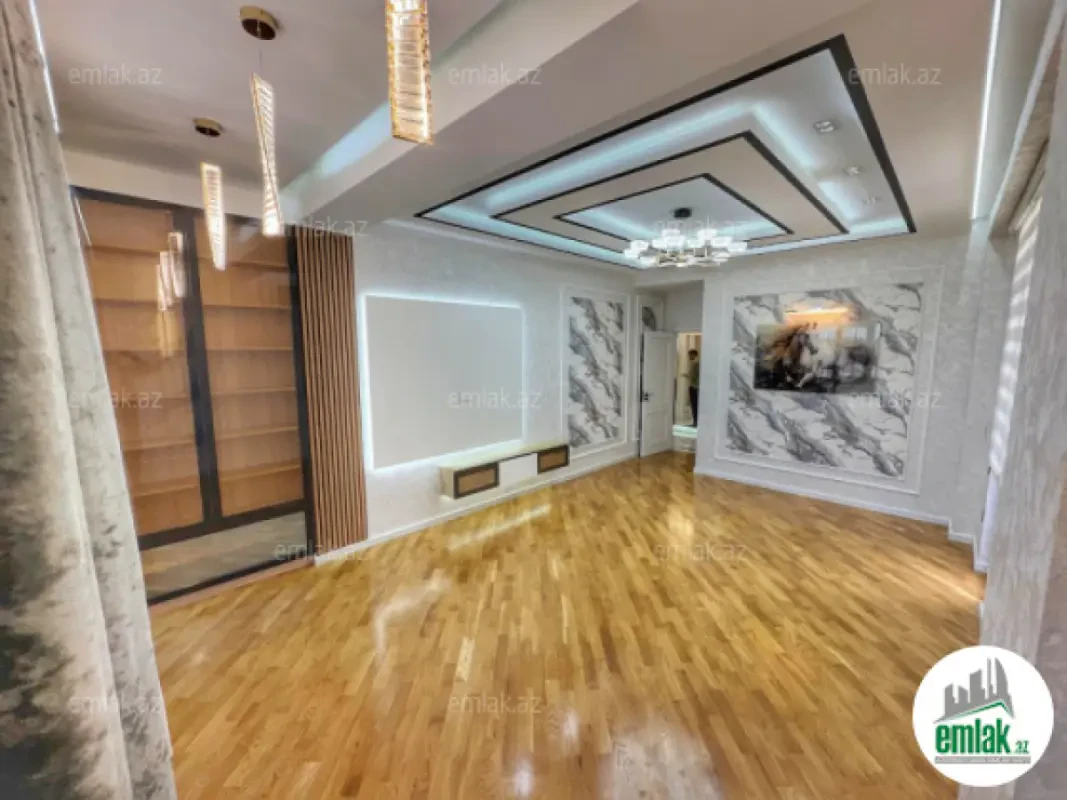 Satılır 3 otaqlı yeni tikili 120 m²