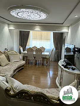 Satılır 3 otaqlı köhnə tikili 80 m² — Bakı 3 otaq 80.00 m²