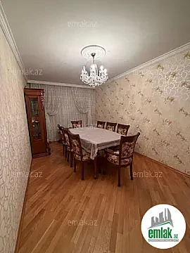 Satılır 3 otaqlı köhnə tikili 85 m² — Bakı 3 otaq 85.00 m²