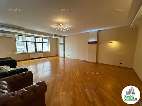 Satılır 4 otaqlı yeni tikili 230 m² — Bakı 4 otaq 230.00 m²