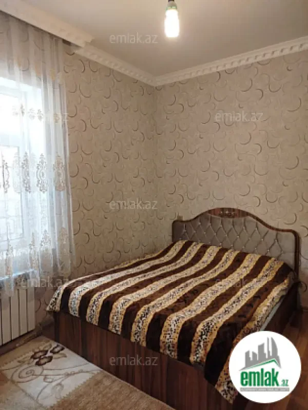 Satılır 4 otaqlı həyət evi 113 m²