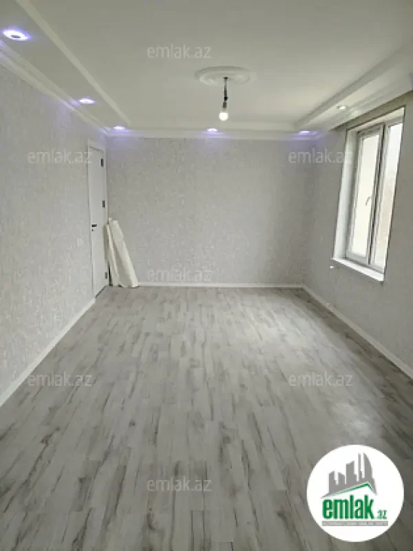 Satılır 2 otaqlı köhnə tikili 33 m²