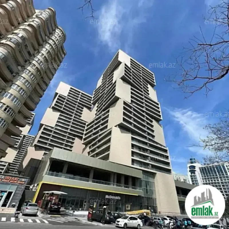 Satılır 3 otaqlı yeni tikili 150 m²