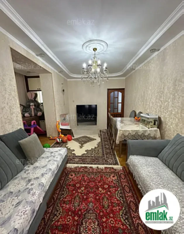 Satılır 2 otaqlı köhnə tikili 55 m²