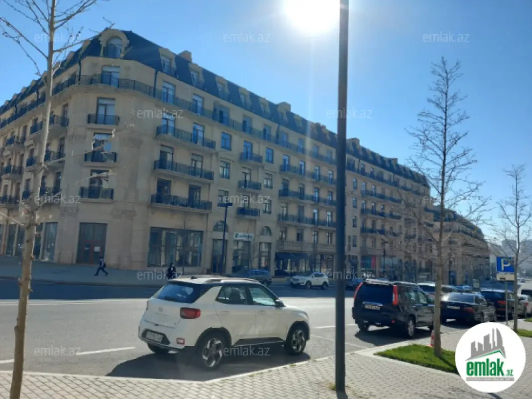 Satılır 3 otaqlı yeni tikili 150 m²